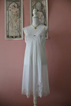 Vintage White Nylon Nightgown (M/L)